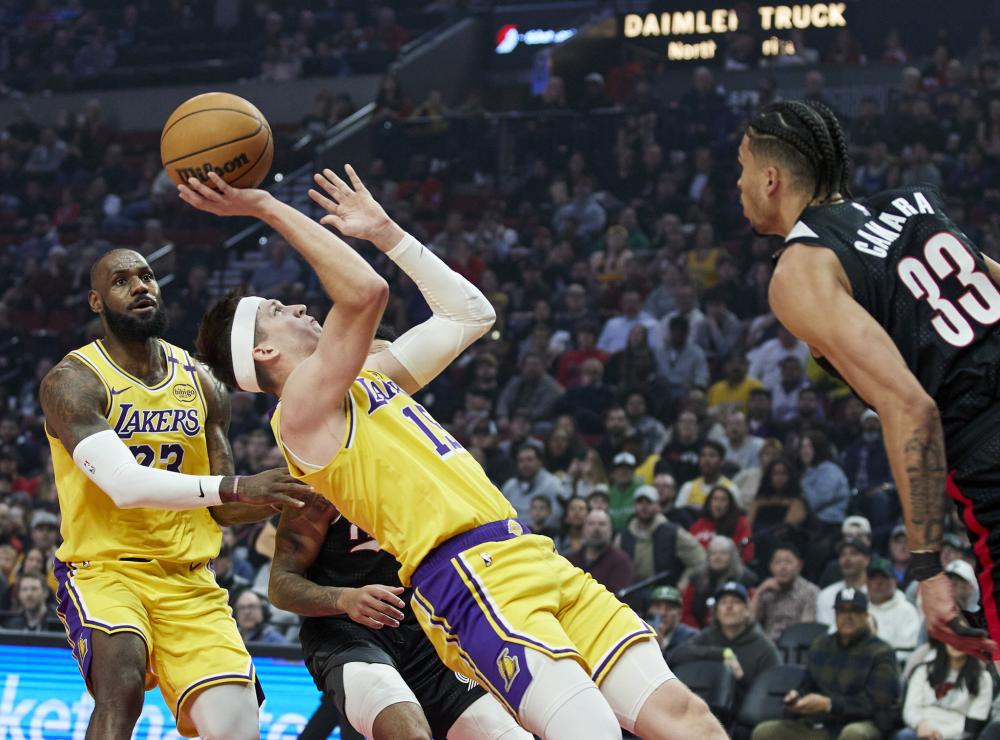 赛后统计显 赛后统计显