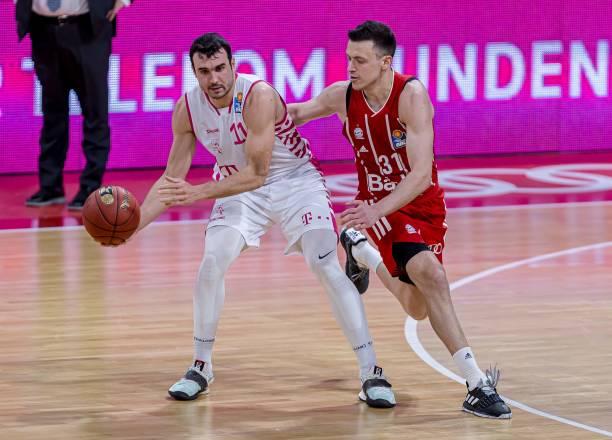 在更衣室中 在更衣室中