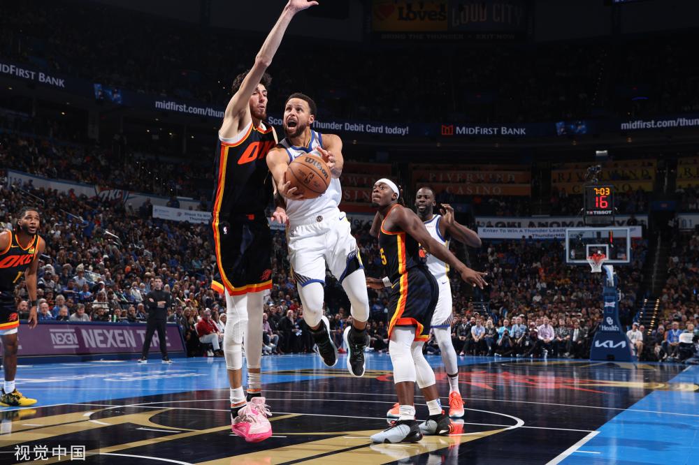 包括球员在 包括球员在